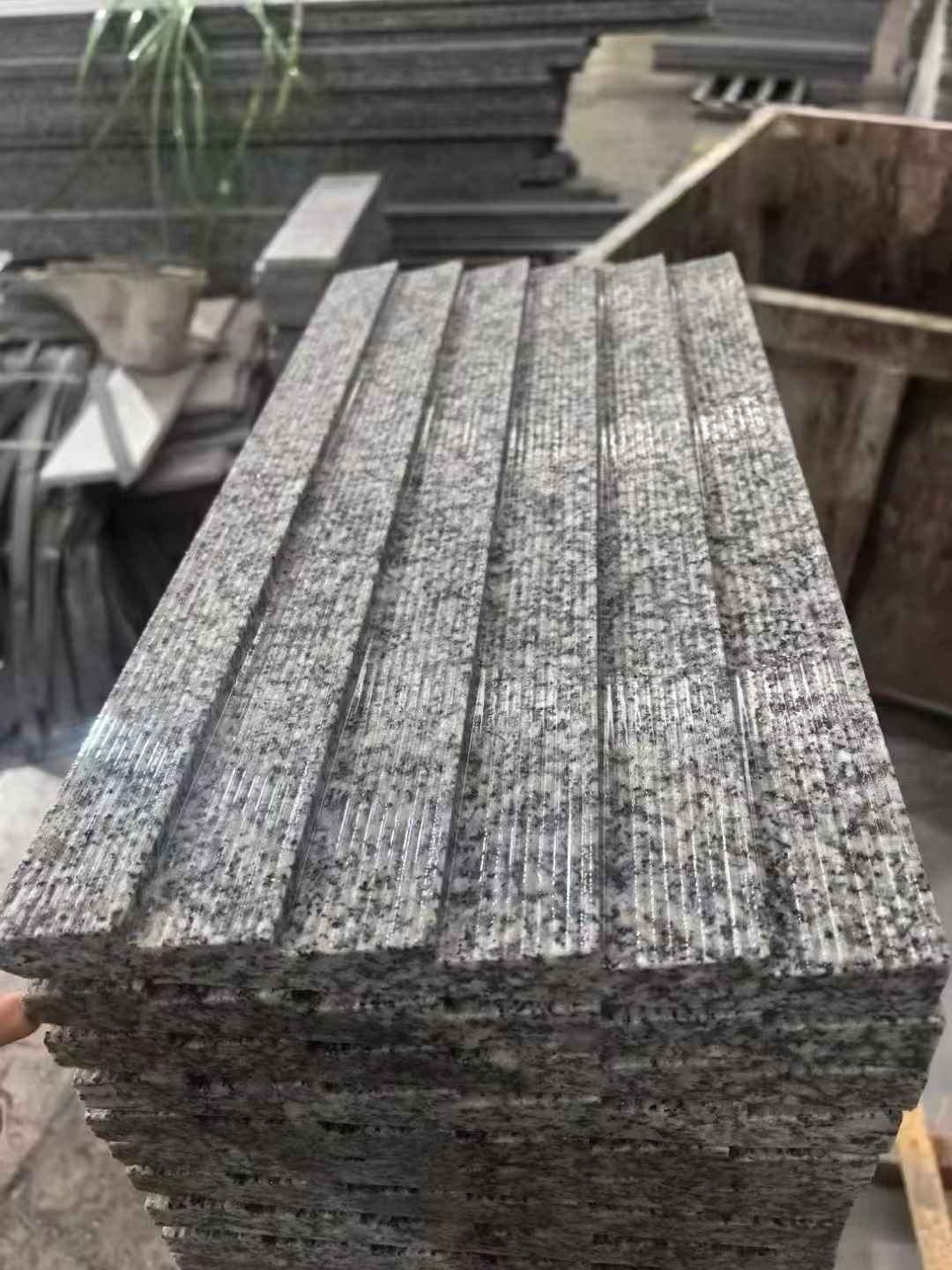 马鞍山 狼牙石