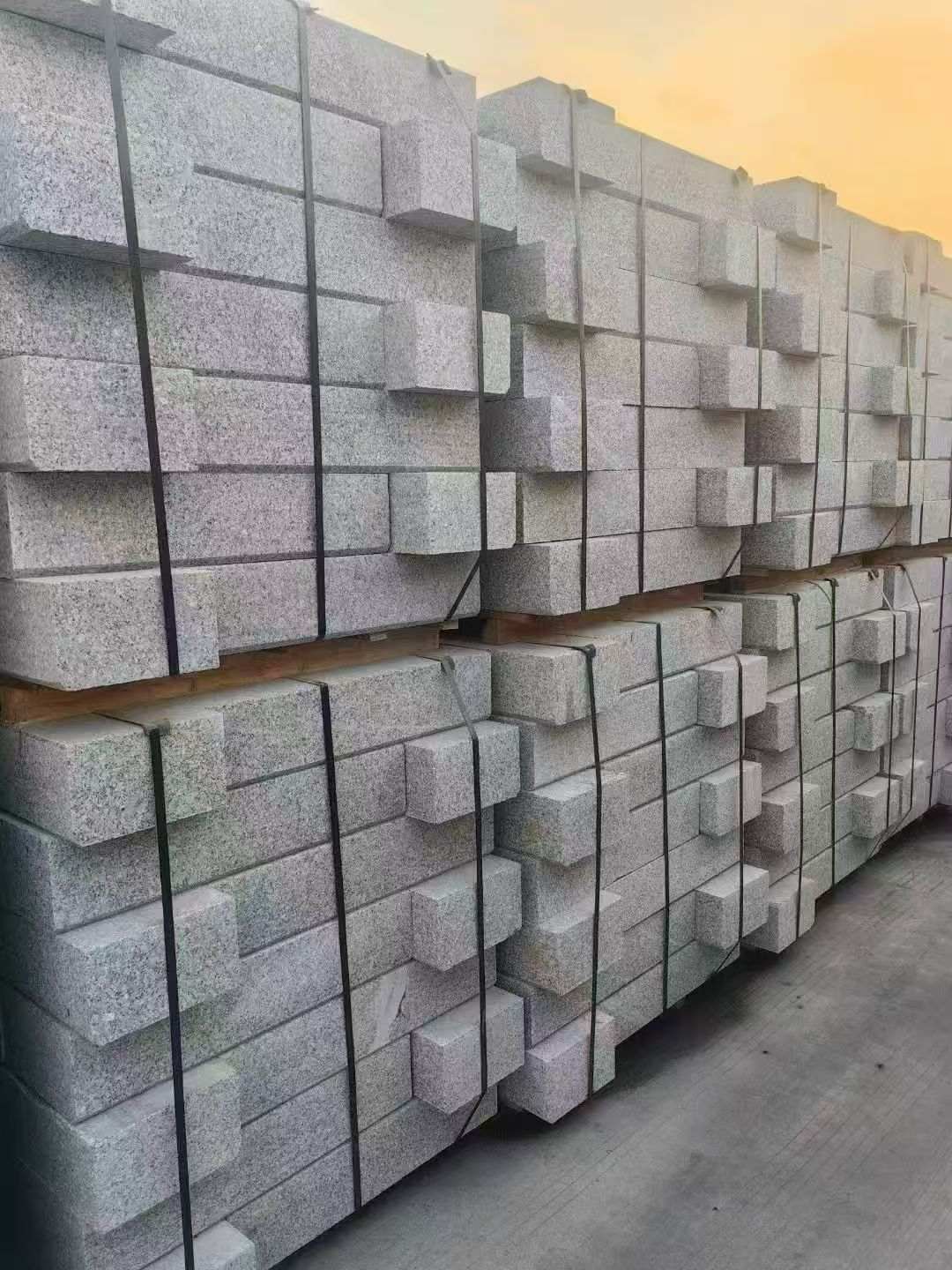 马鞍山 芝麻白路沿石